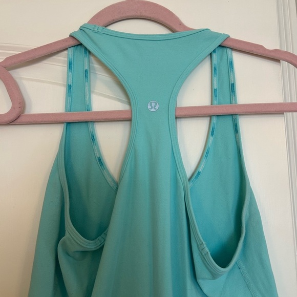 BUNDLE (2) Lululemon Black & Teal Razorback Tank Tops Size 6 - Picture 7 of 7